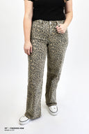 Model wearing Tummy Control Wide Leg in leopard wash with the finished hem at 32" inseam standard.