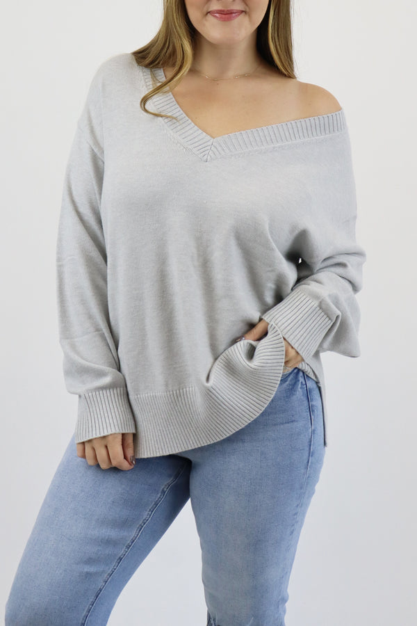 Oversized V Neck Sweater - Grey / S | M