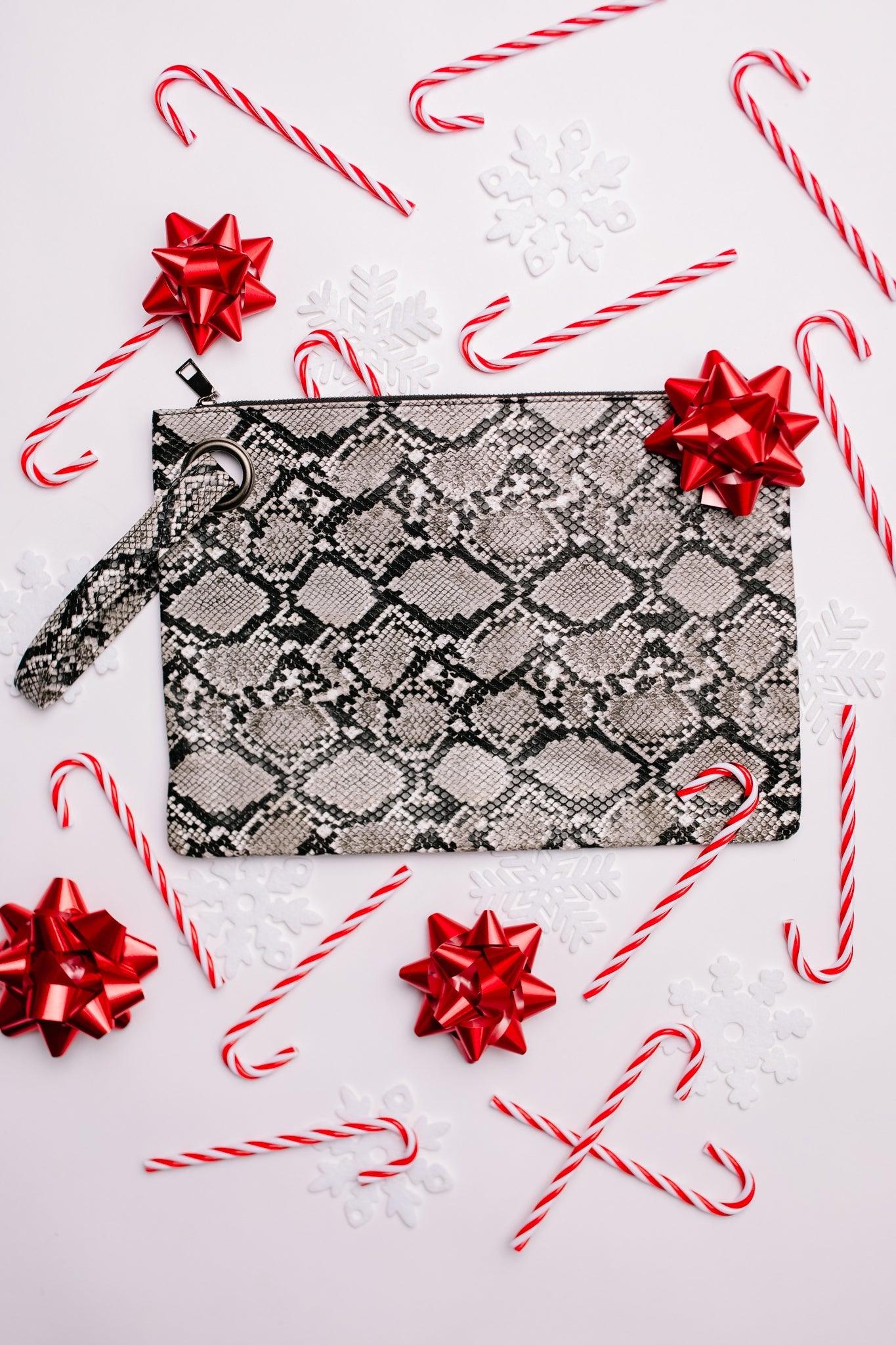 Grand Holiday Oversized Clutch - Alexander Jane Boutique  Womens